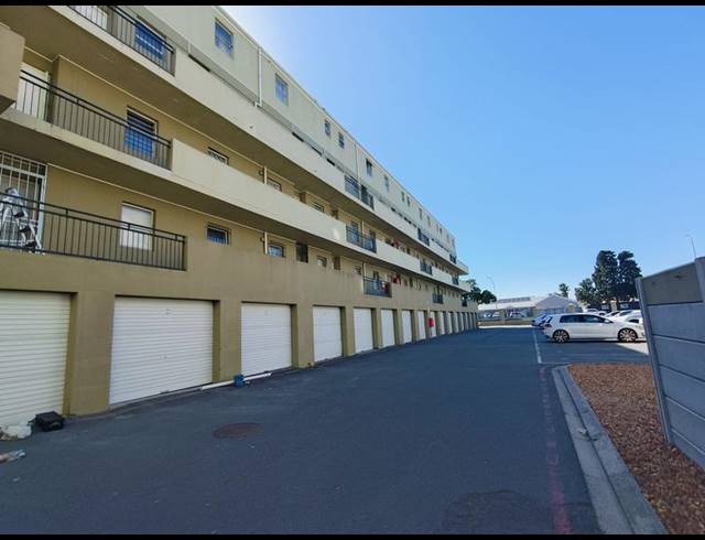 2 BEDROOM APARTMENT FOR SALE IN PAROW CENTRAL